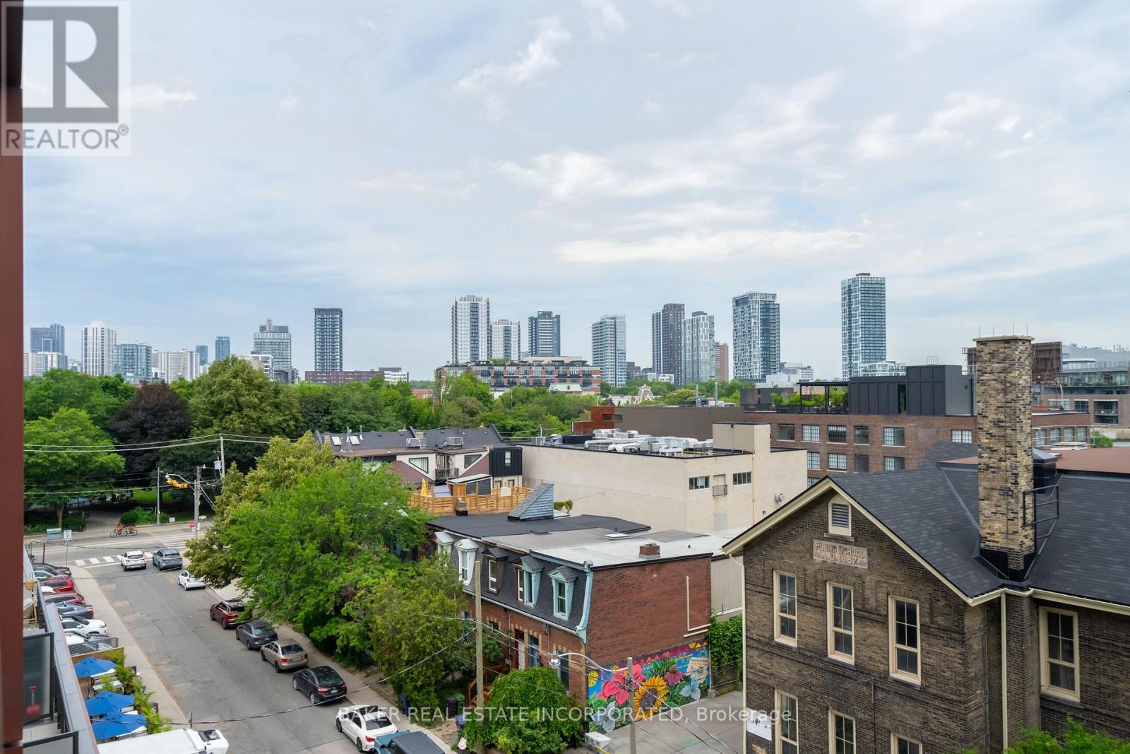 #511 28 EASTERN AVENUE - 9