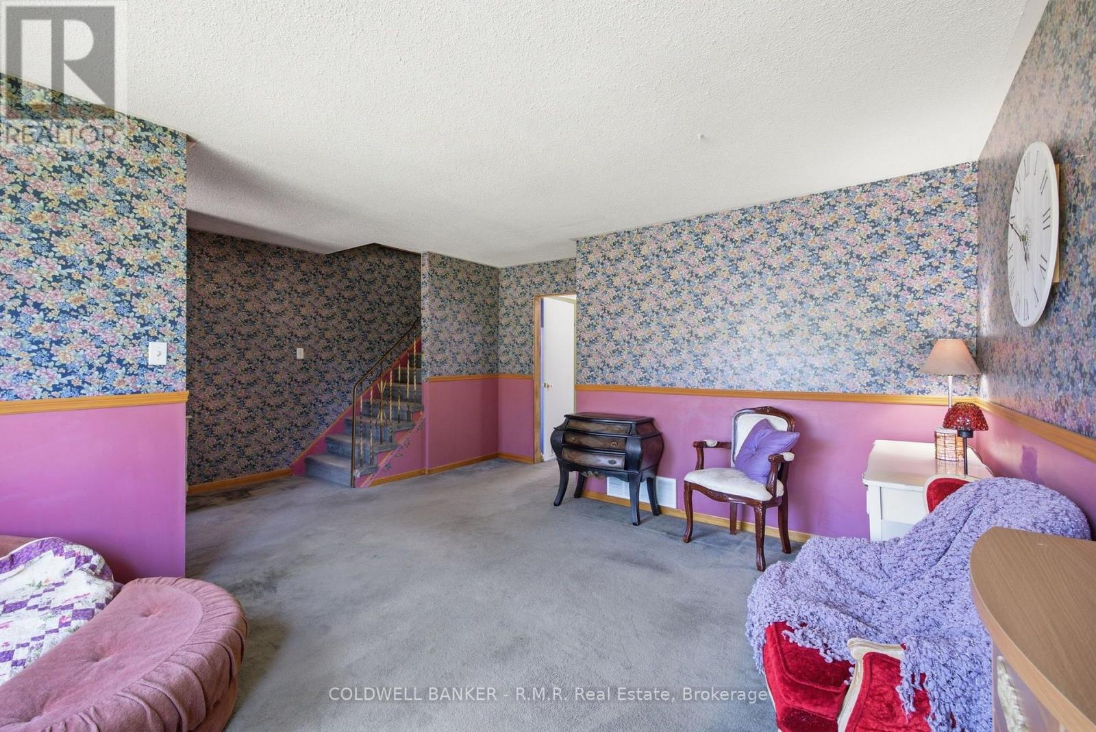 358 CAMELOT COURT - Image 22