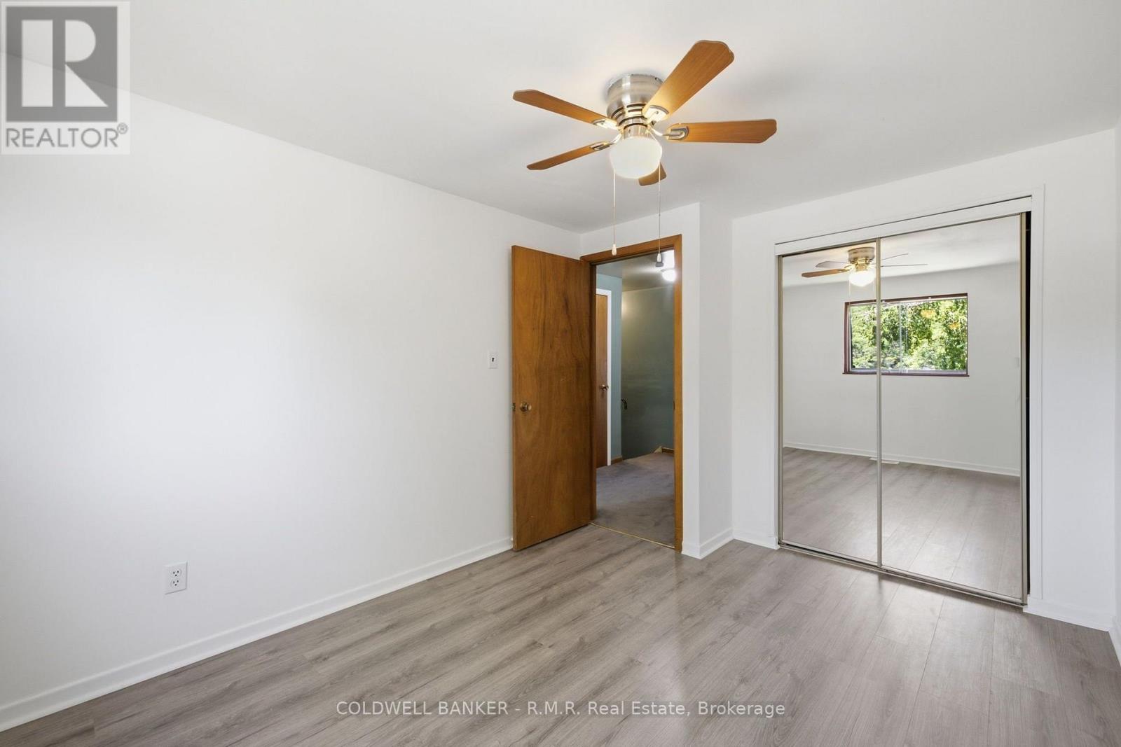 358 CAMELOT COURT - 34