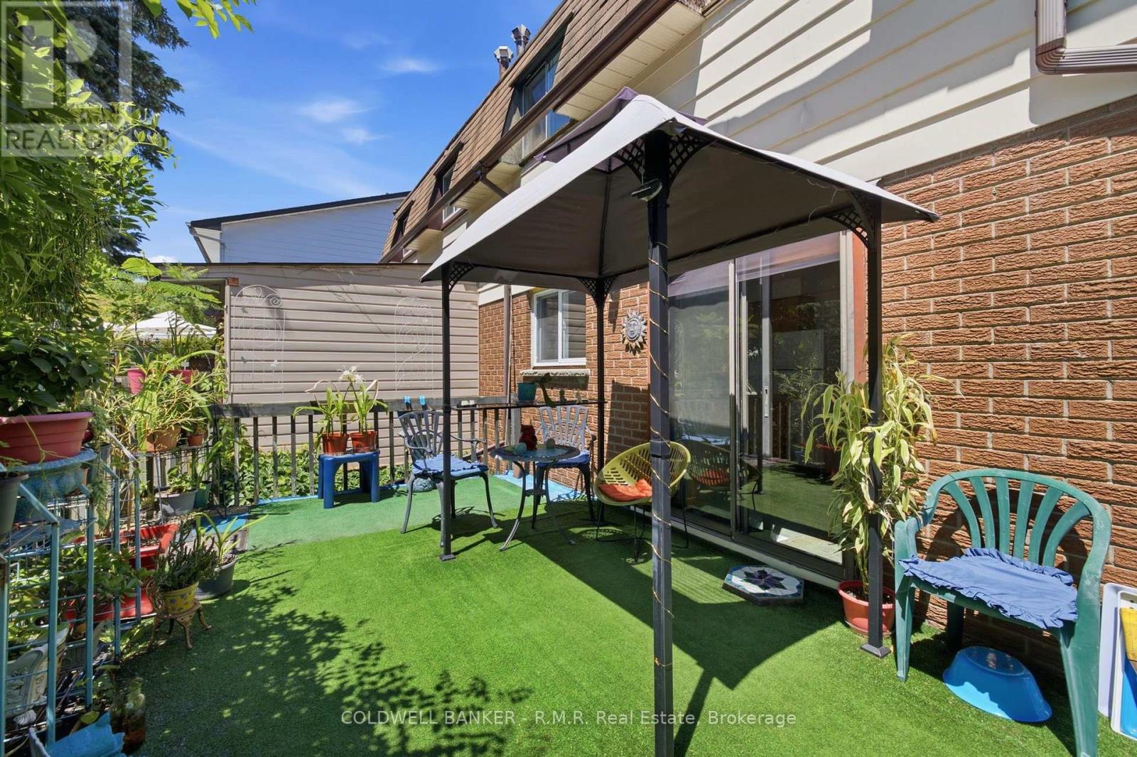 358 CAMELOT COURT - 9