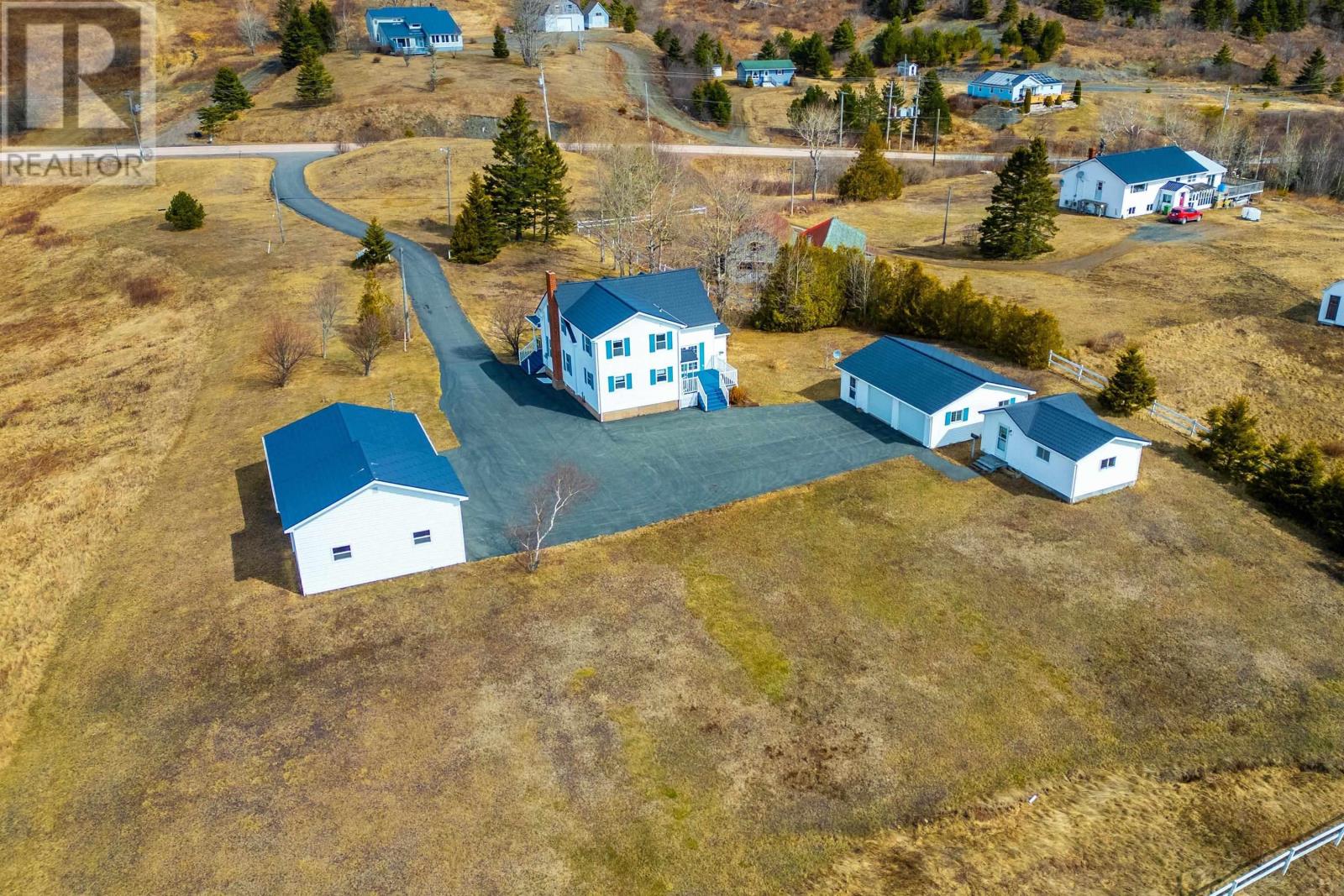 8002 Highway 209 - 3