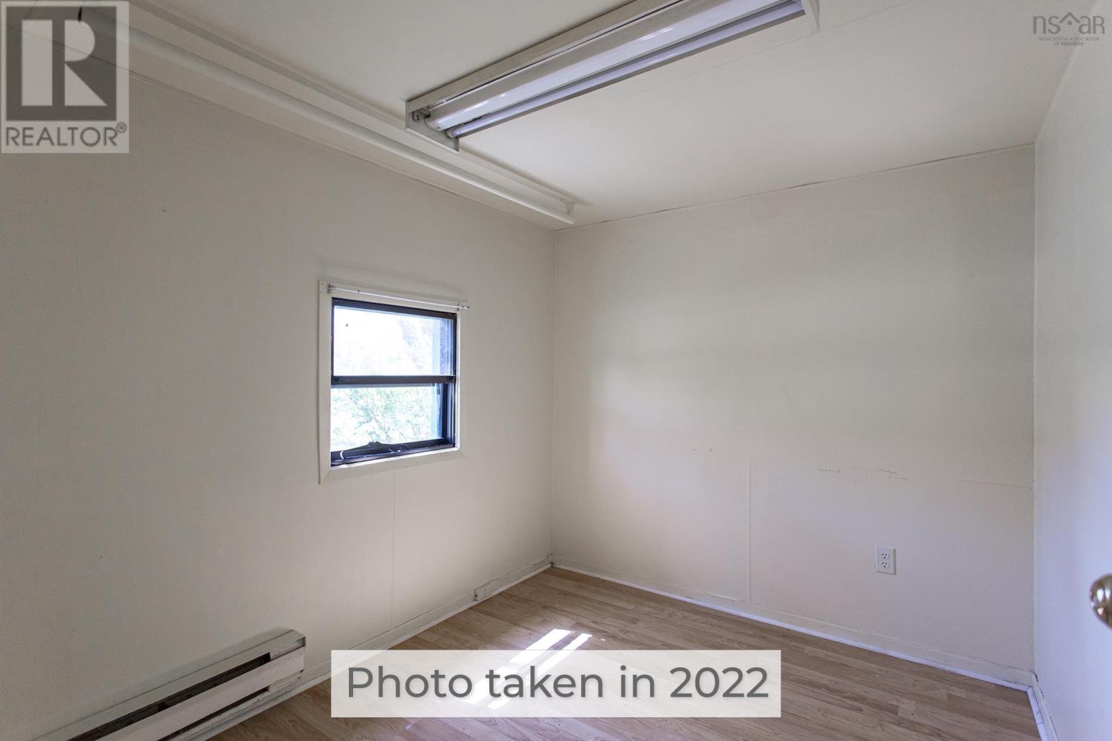 14525 Highway 1 - 15