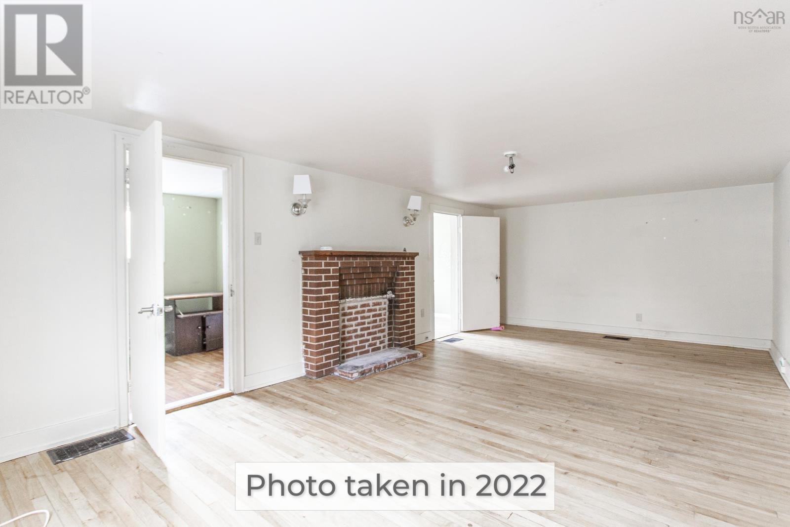 14525 Highway 1 - 18