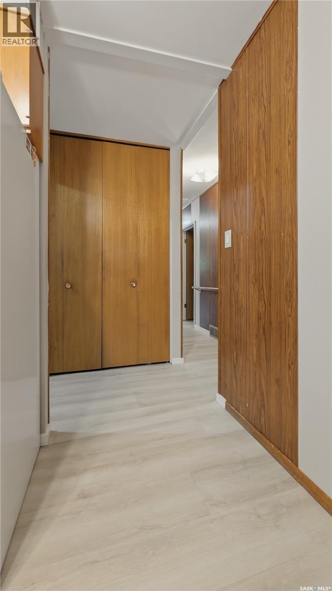 707 Markland STREET — photo 22
