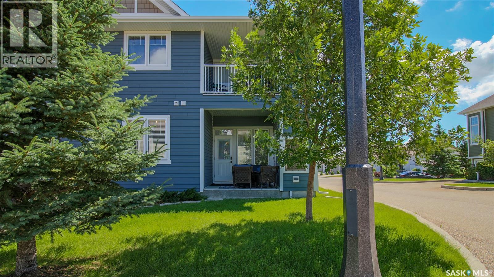 #4241 Green Apple DRIVE - 30