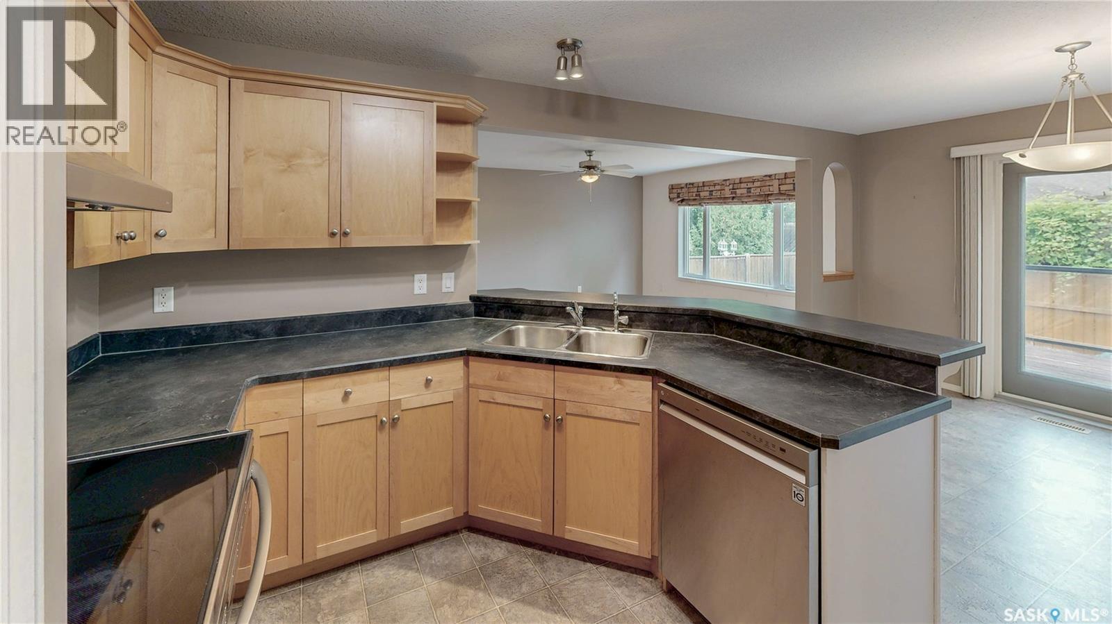 7058 Wascana Cove DRIVE - 10