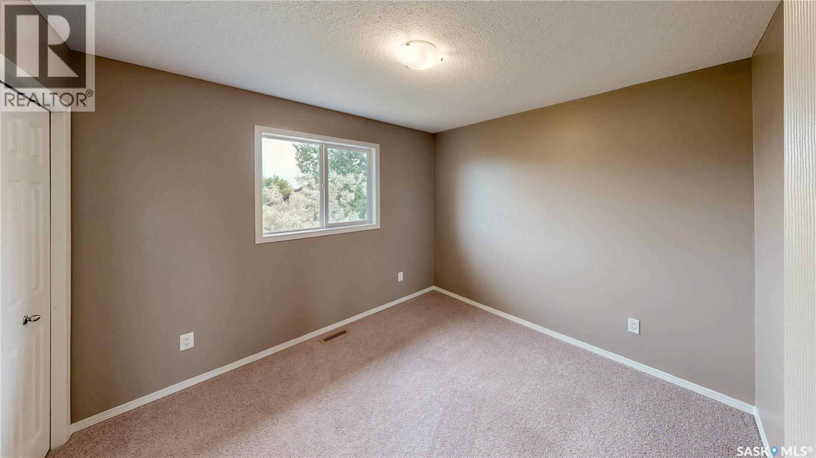 7058 Wascana Cove DRIVE - 24