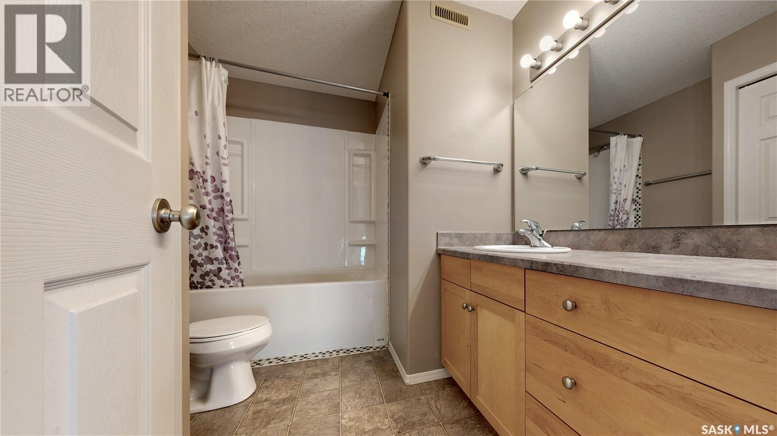 7058 Wascana Cove DRIVE - 26