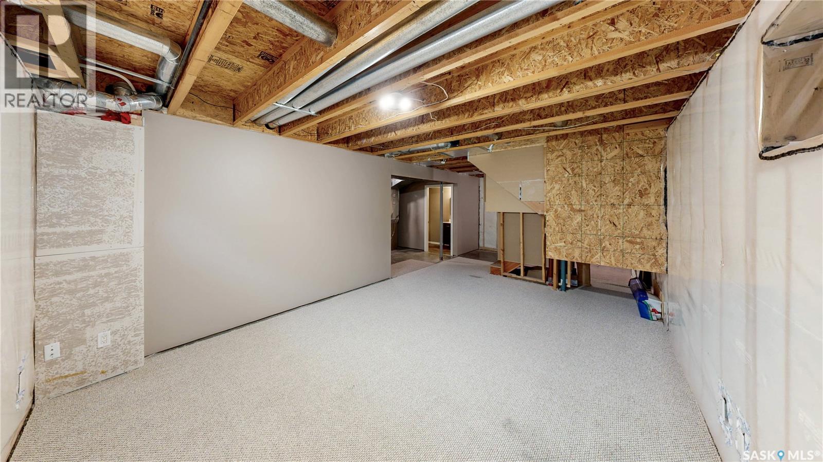 7058 Wascana Cove DRIVE - 32