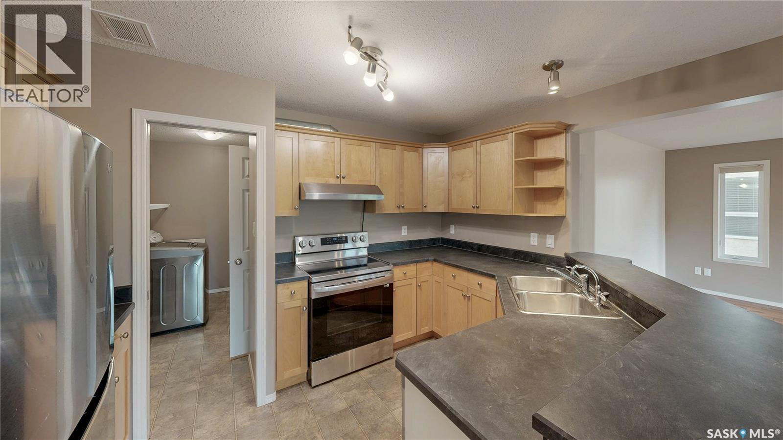 7058 Wascana Cove DRIVE - 9