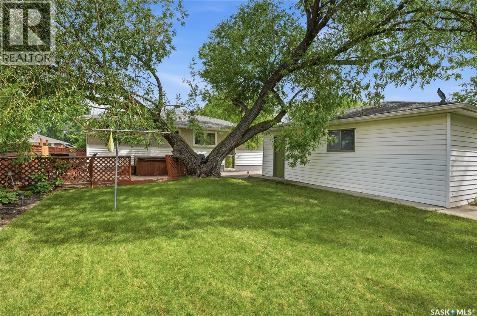 52 Tucker CRESCENT — photo 40