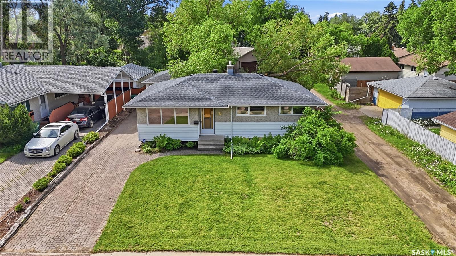 52 Tucker CRESCENT — photo 45