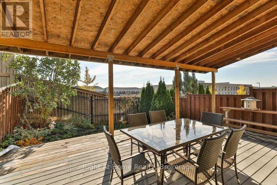 3162 STORNOWAY CIRCLE - 21