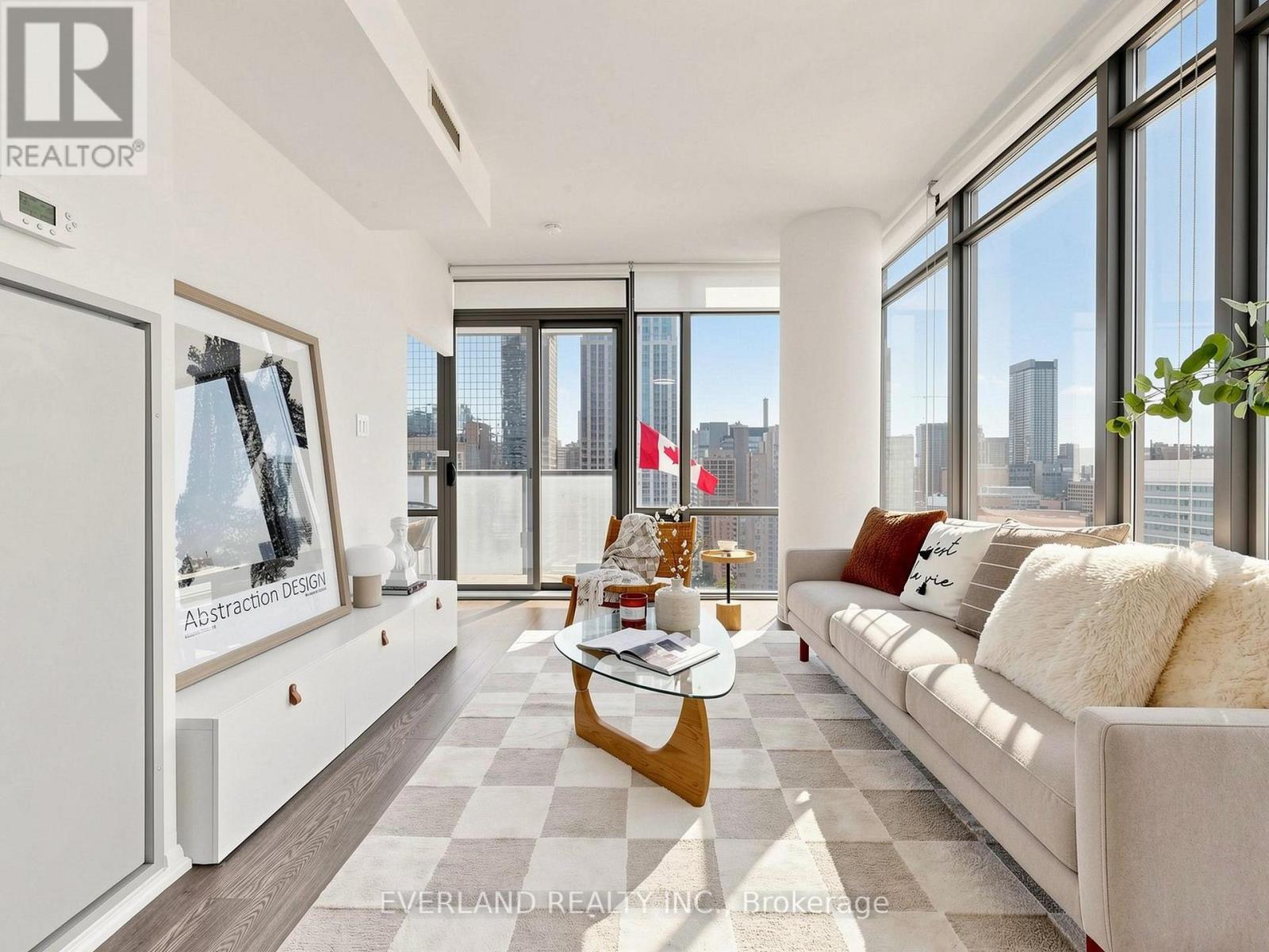 #2303 38 GRENVILLE STREET - 2