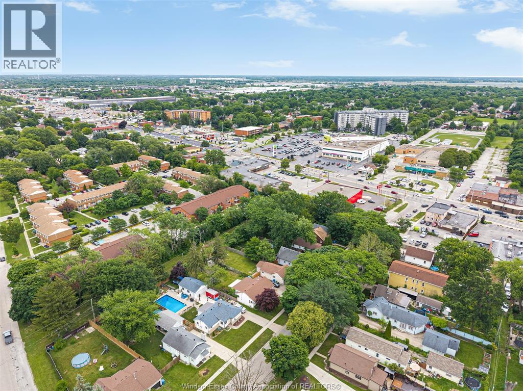 2032 FORD BOULEVARD - 28