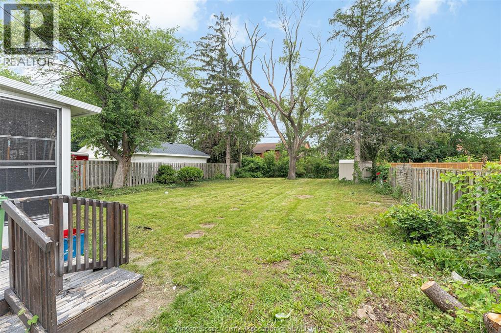 2032 FORD BOULEVARD - 6