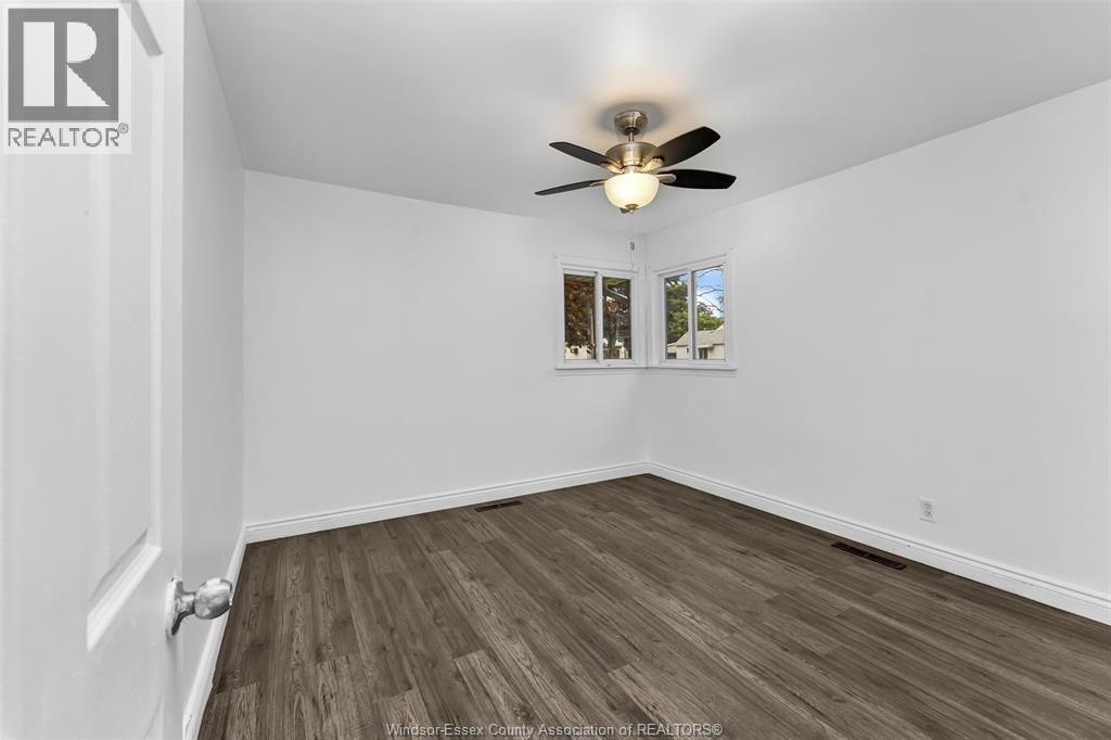 2032 FORD BOULEVARD - 9