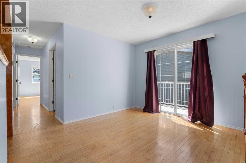 27 Elk Hill SE - 5