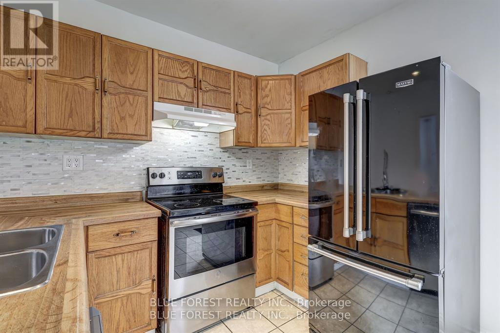 36 ADELAIDE STREET S - 23