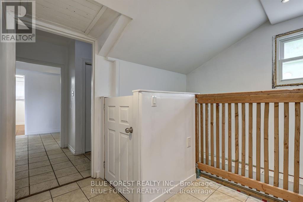 36 ADELAIDE STREET S - 30