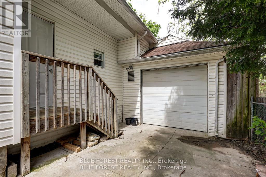 36 ADELAIDE STREET S - 49