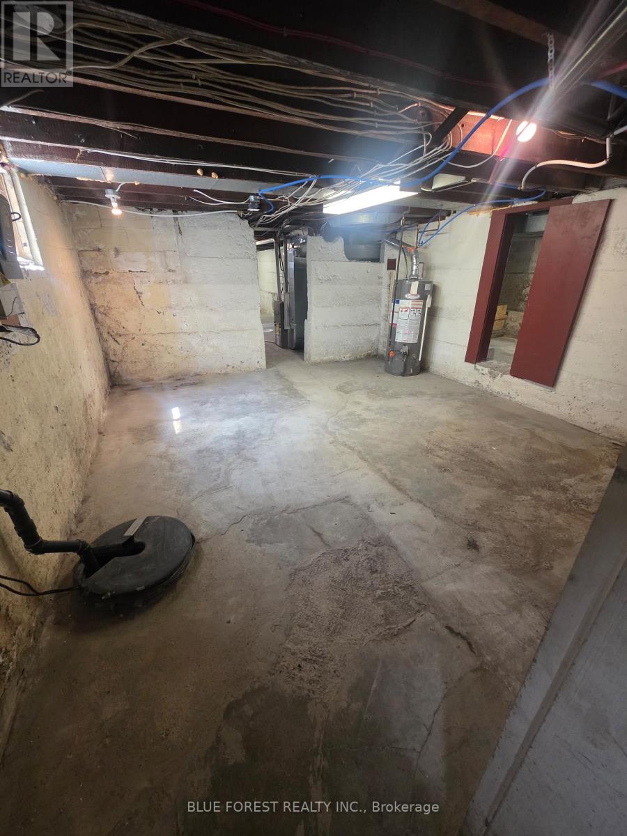 36 ADELAIDE STREET S - 39