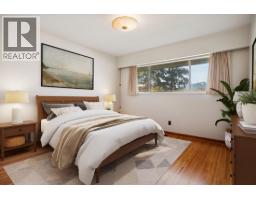 925 Nanaimo Street, Vancouver, BC V5L4T1 Photo 17