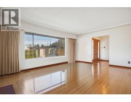 925 Nanaimo Street, Vancouver, BC V5L4T1 Photo 9