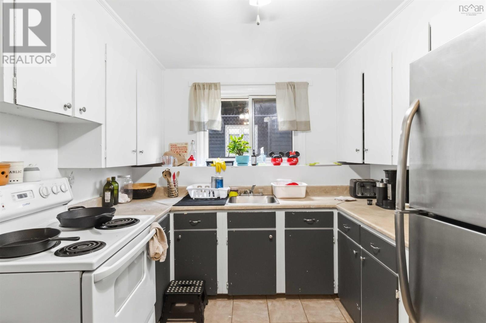 26 Randall Avenue - 26