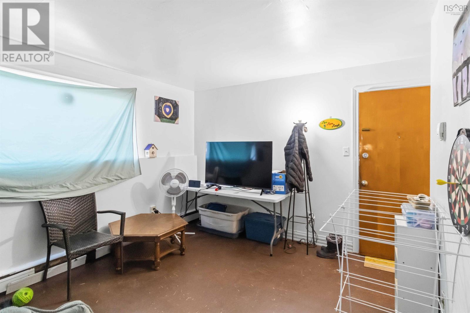 26 Randall Avenue - 24