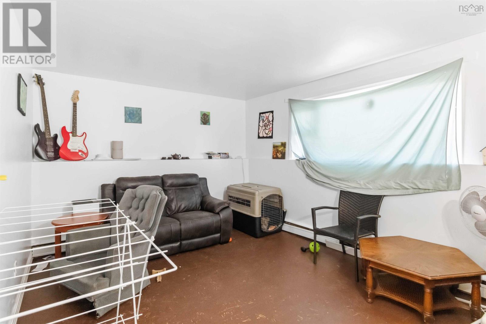 26 Randall Avenue - 23