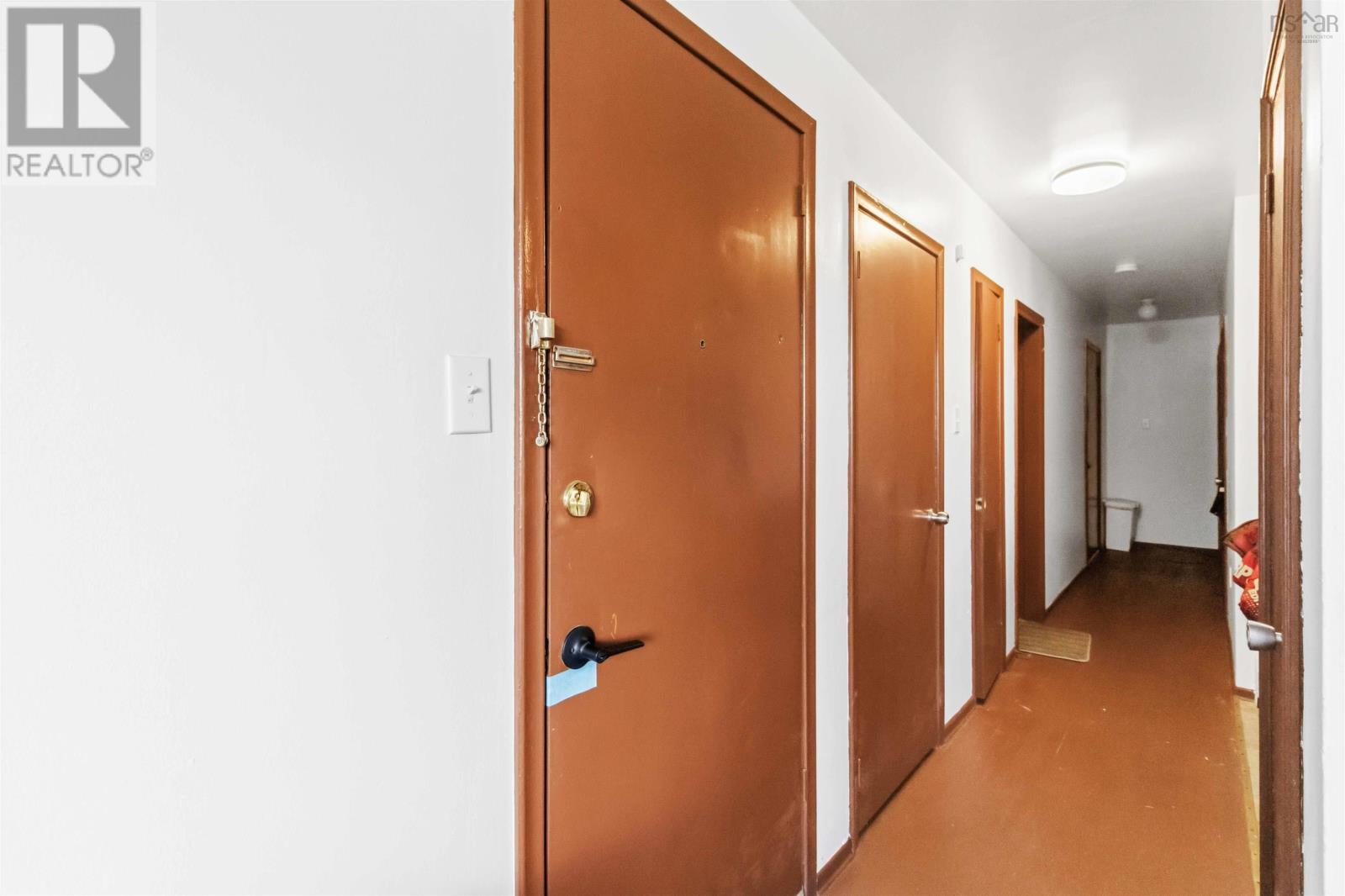 26 Randall Avenue - 7