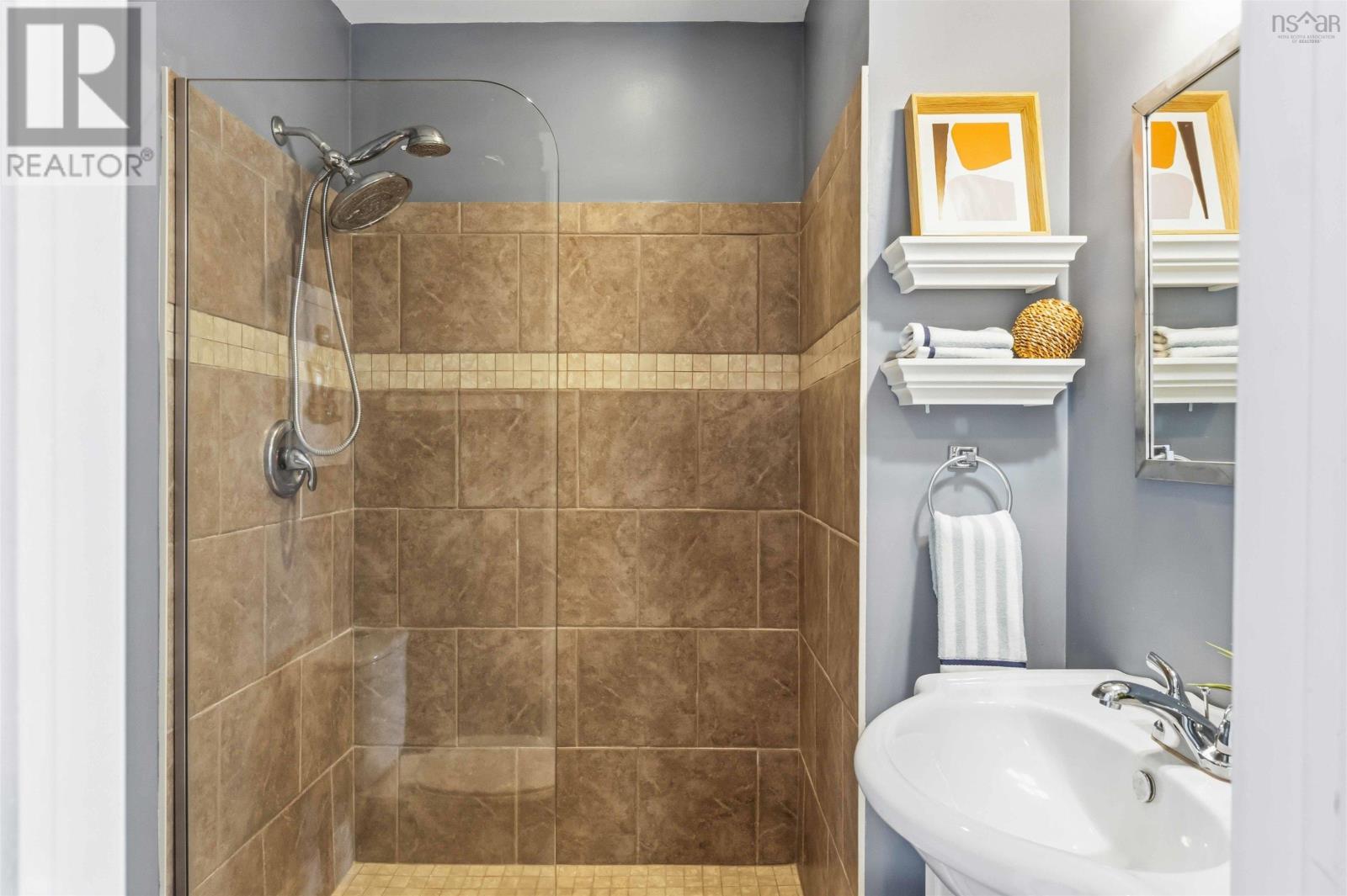 38 Shore Drive - 26