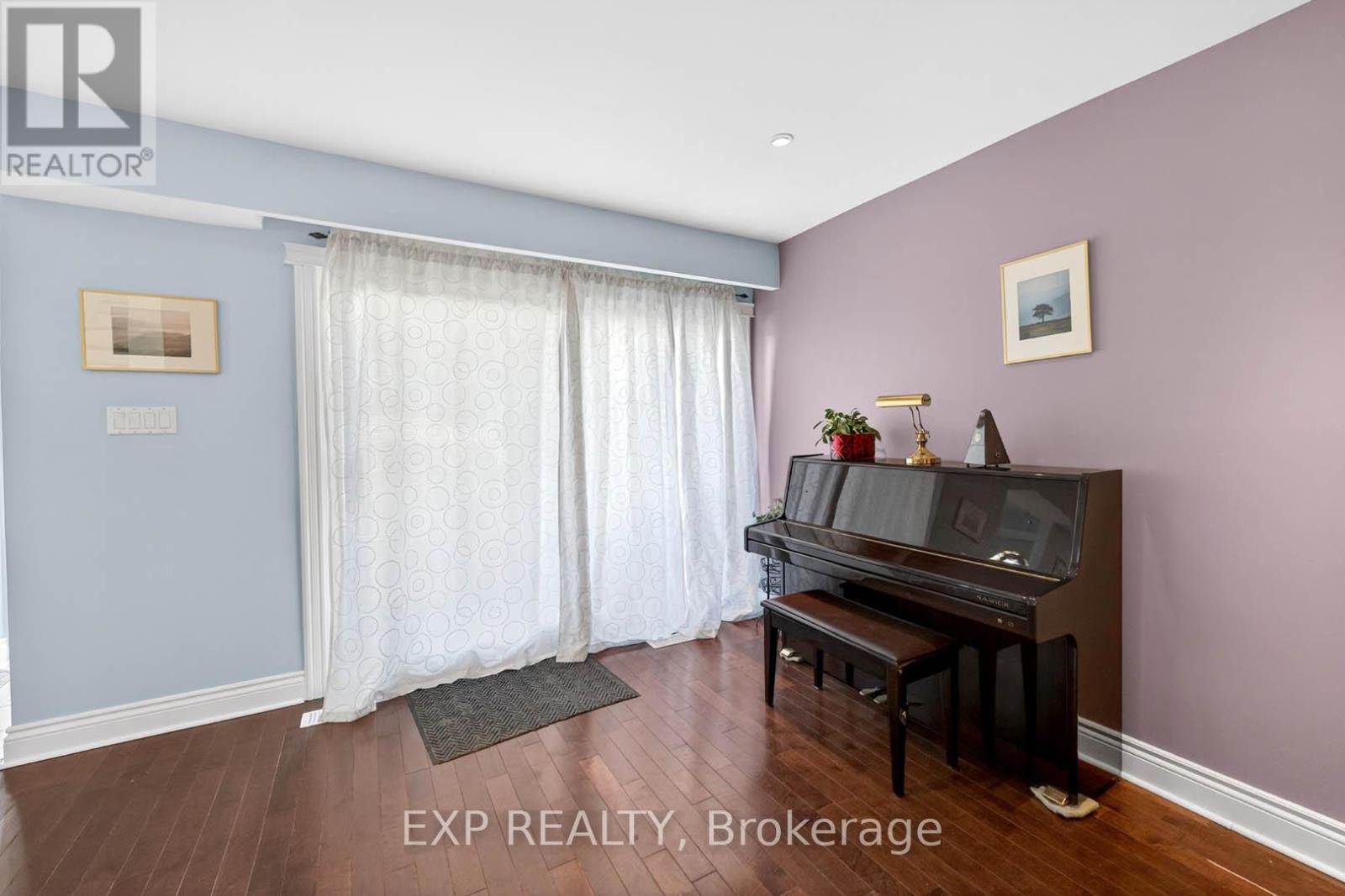 #36 925 BAYLY STREET - 13