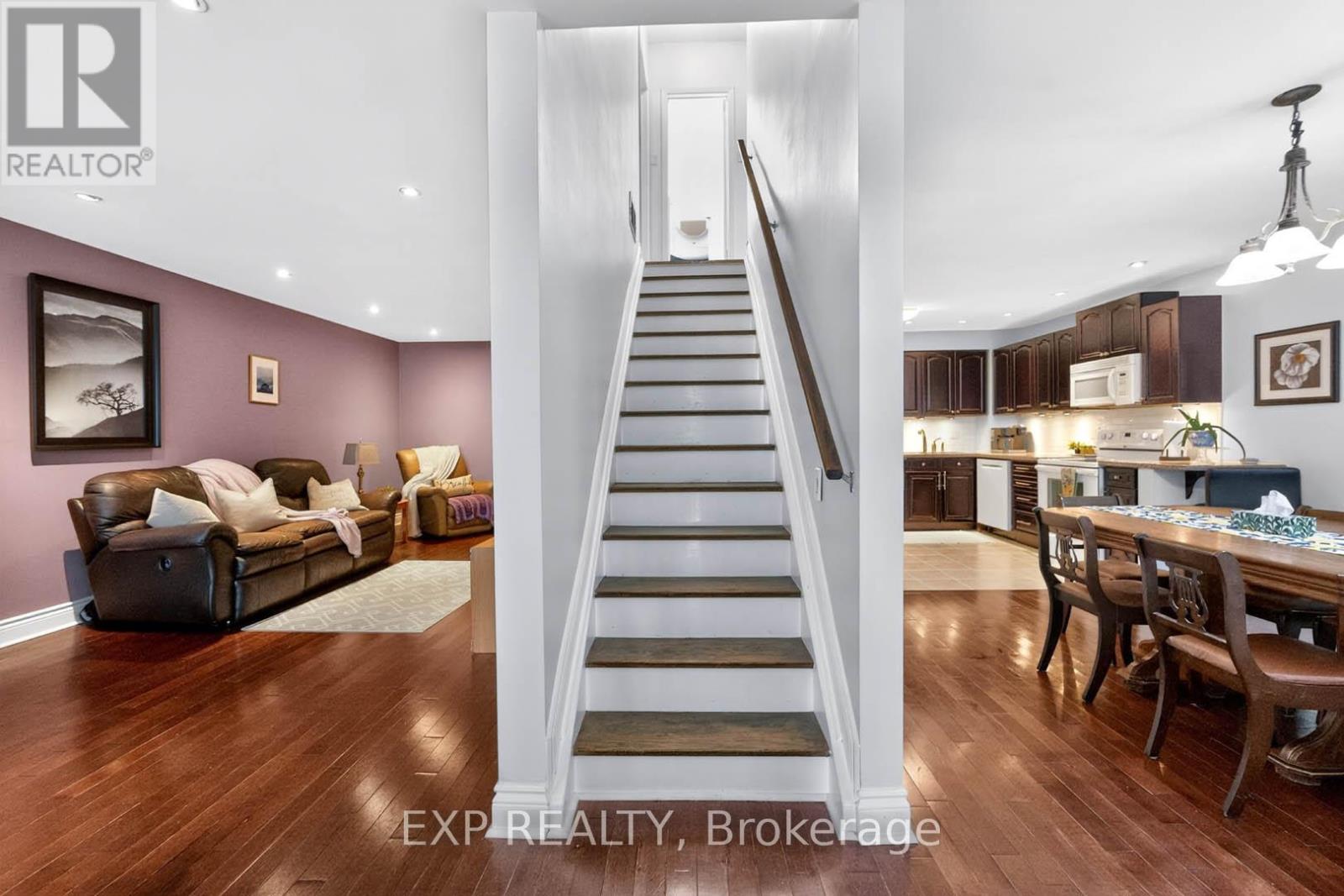 #36 925 BAYLY STREET - 19