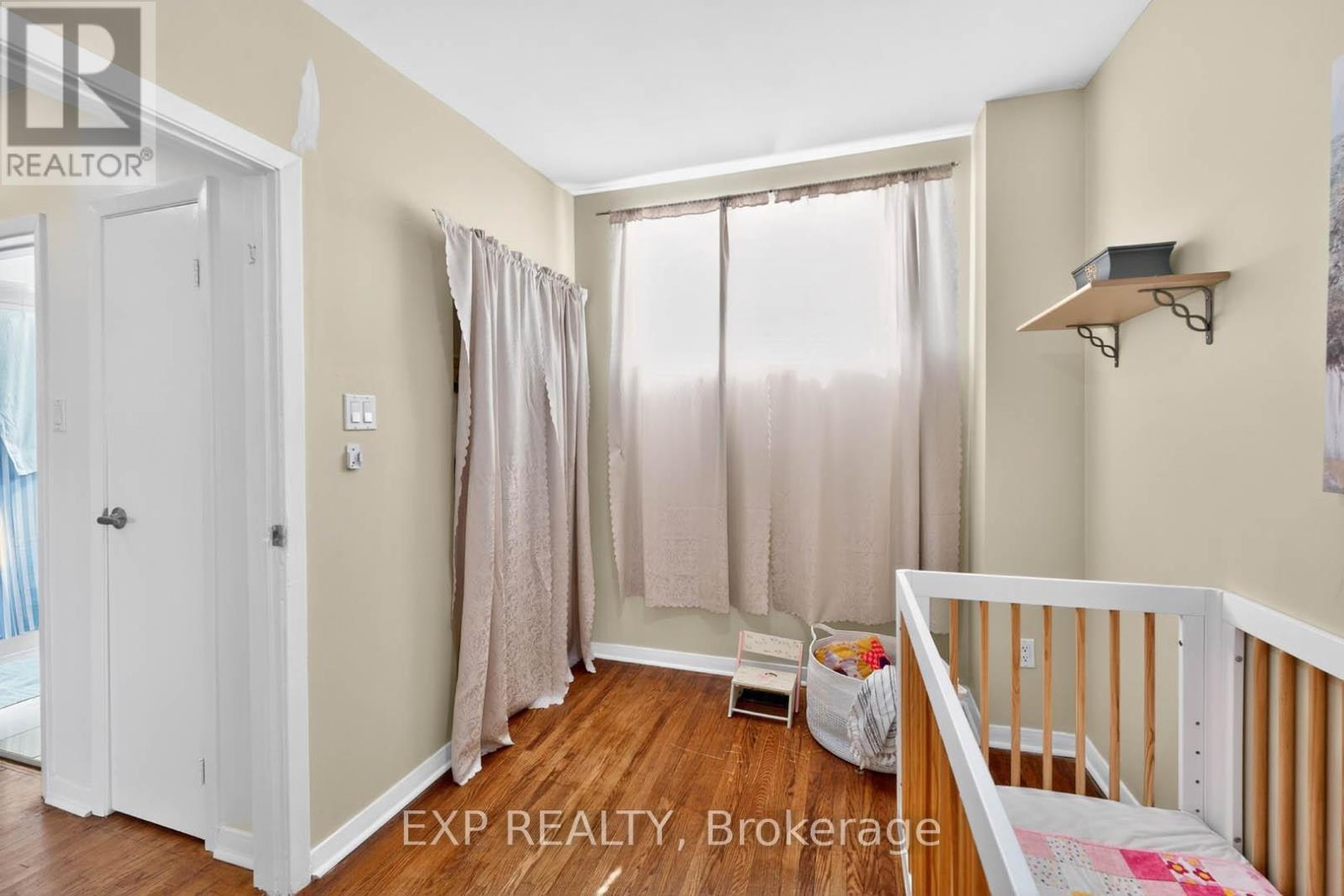 #36 925 BAYLY STREET - 23