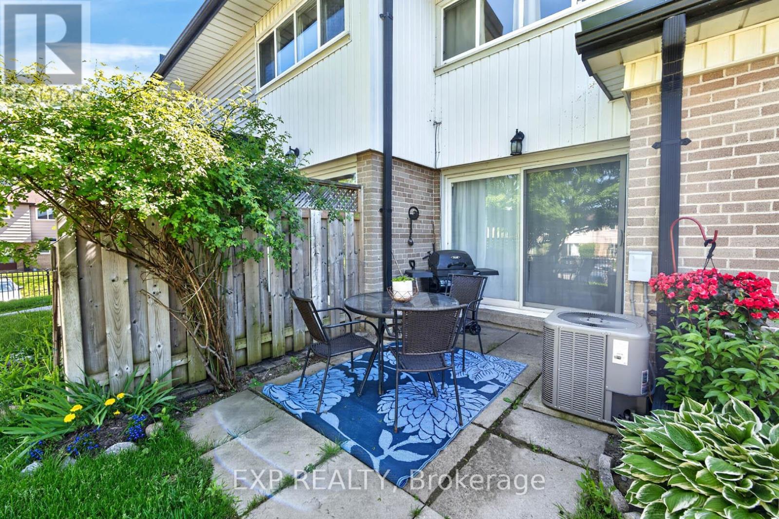 #36 925 BAYLY STREET - 4