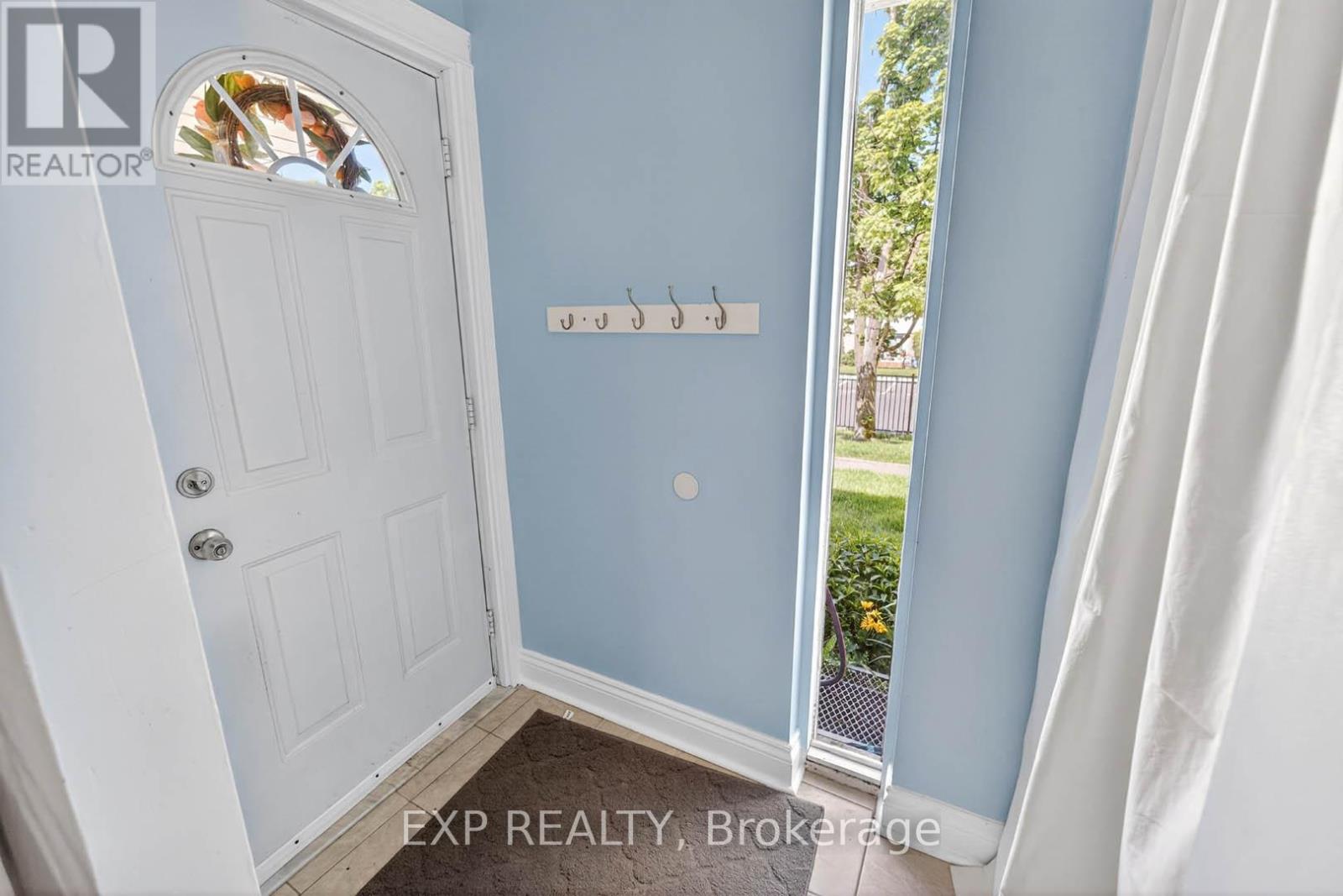 #36 925 BAYLY STREET - 6