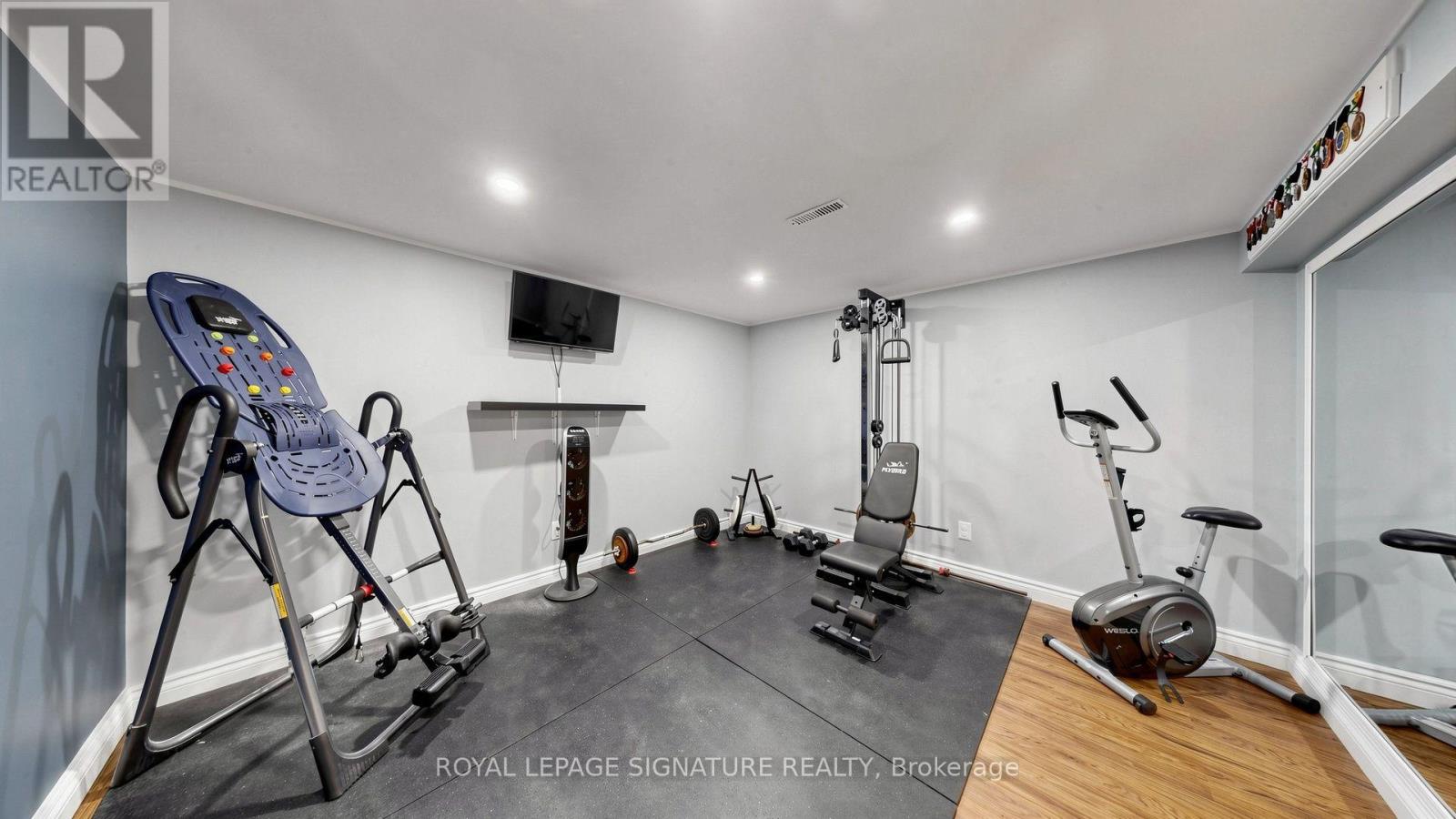 134 OAKMEADOW BOULEVARD - Image 15