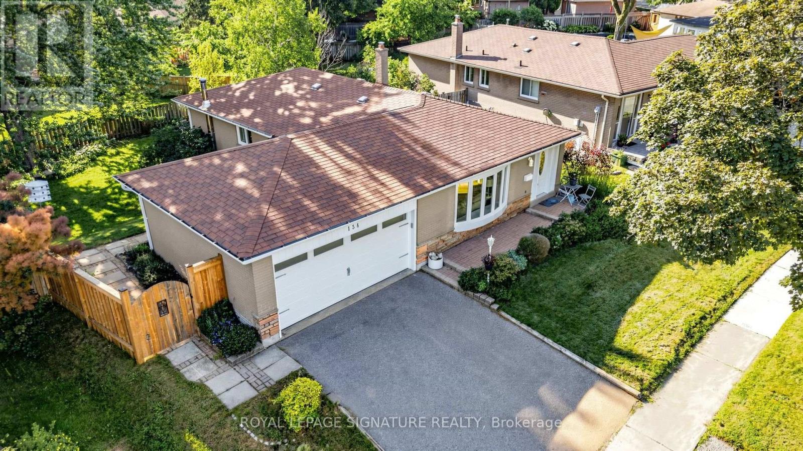 134 OAKMEADOW BOULEVARD - Image 21