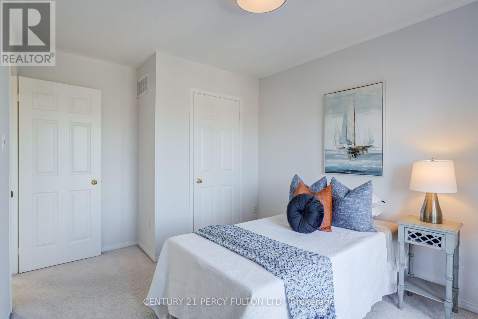 366 STROUDS LANE - 31