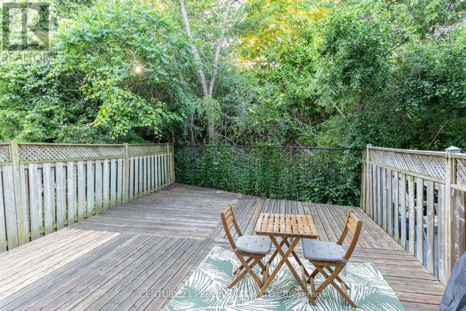 366 STROUDS LANE - 44