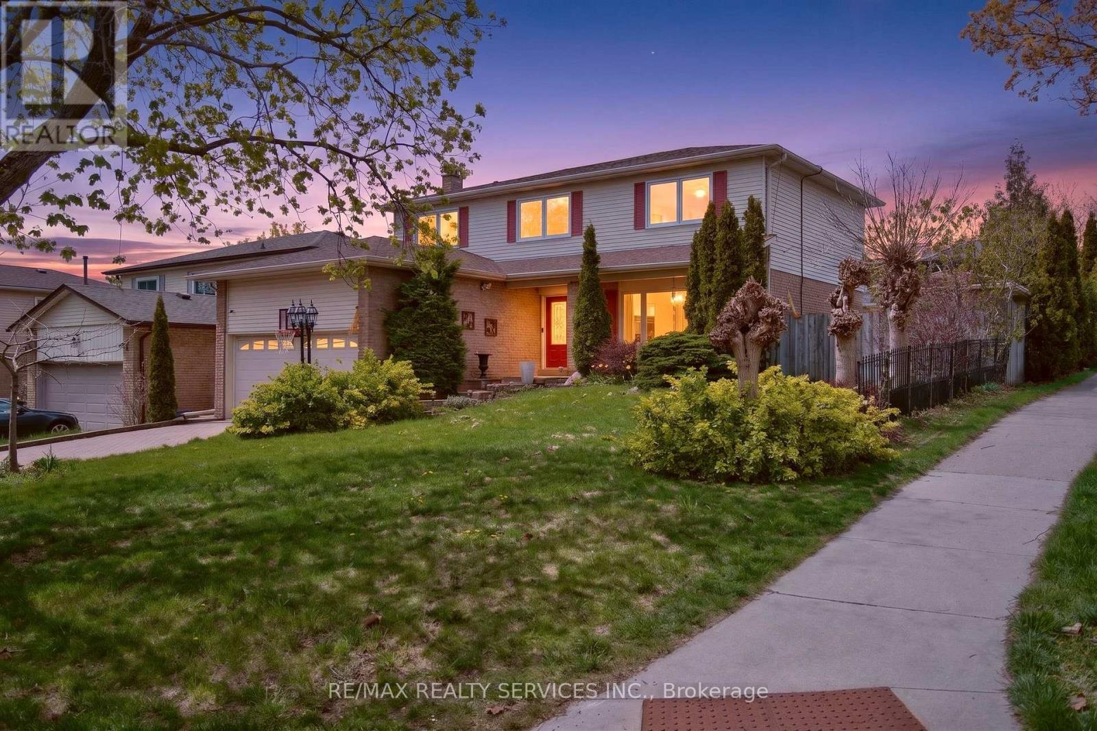 2 DUNBAR DRIVE - 3