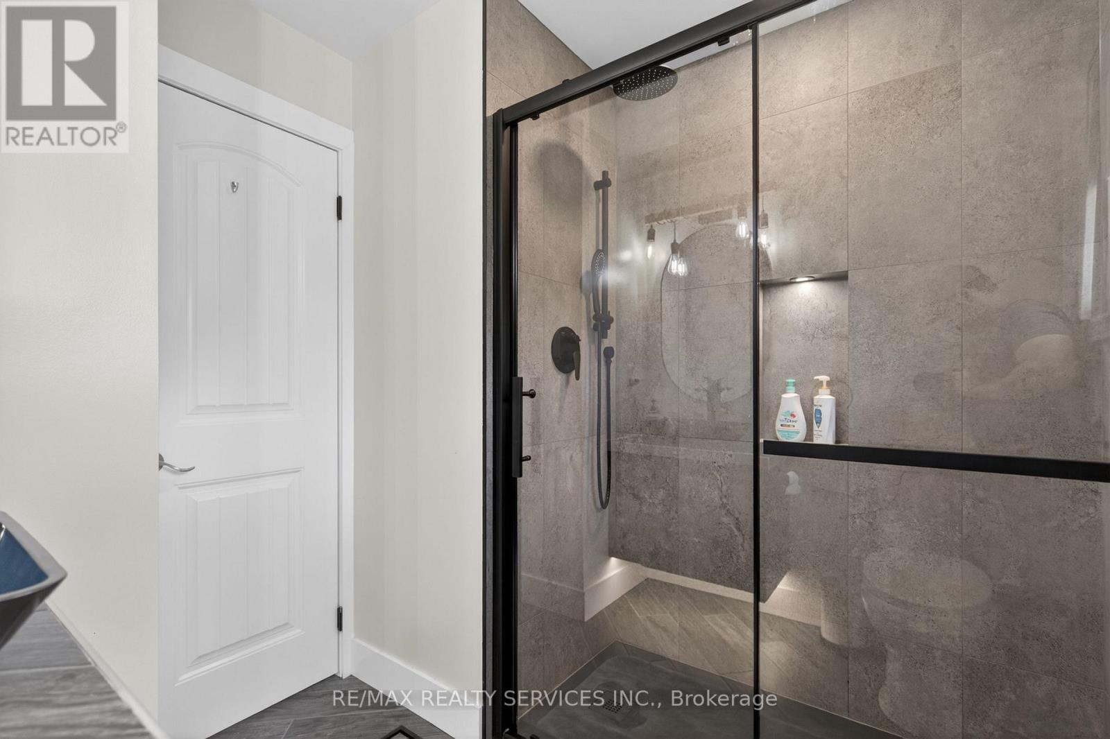 2 DUNBAR DRIVE - 34