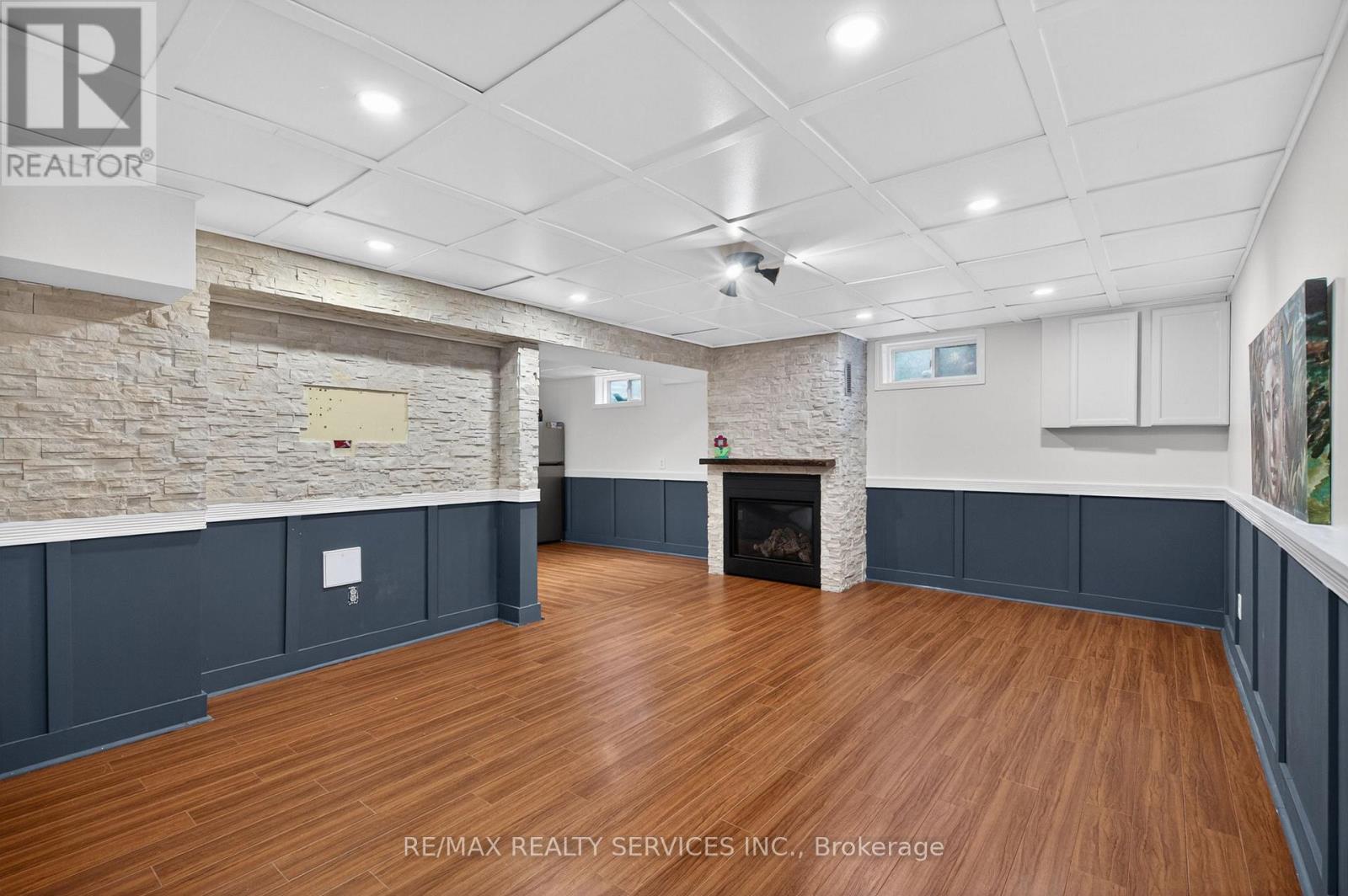 2 DUNBAR DRIVE - 37