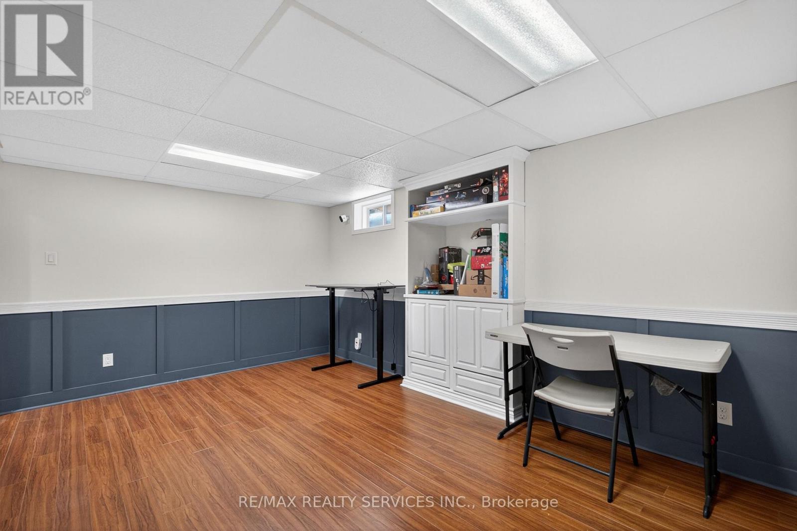 2 DUNBAR DRIVE - 39