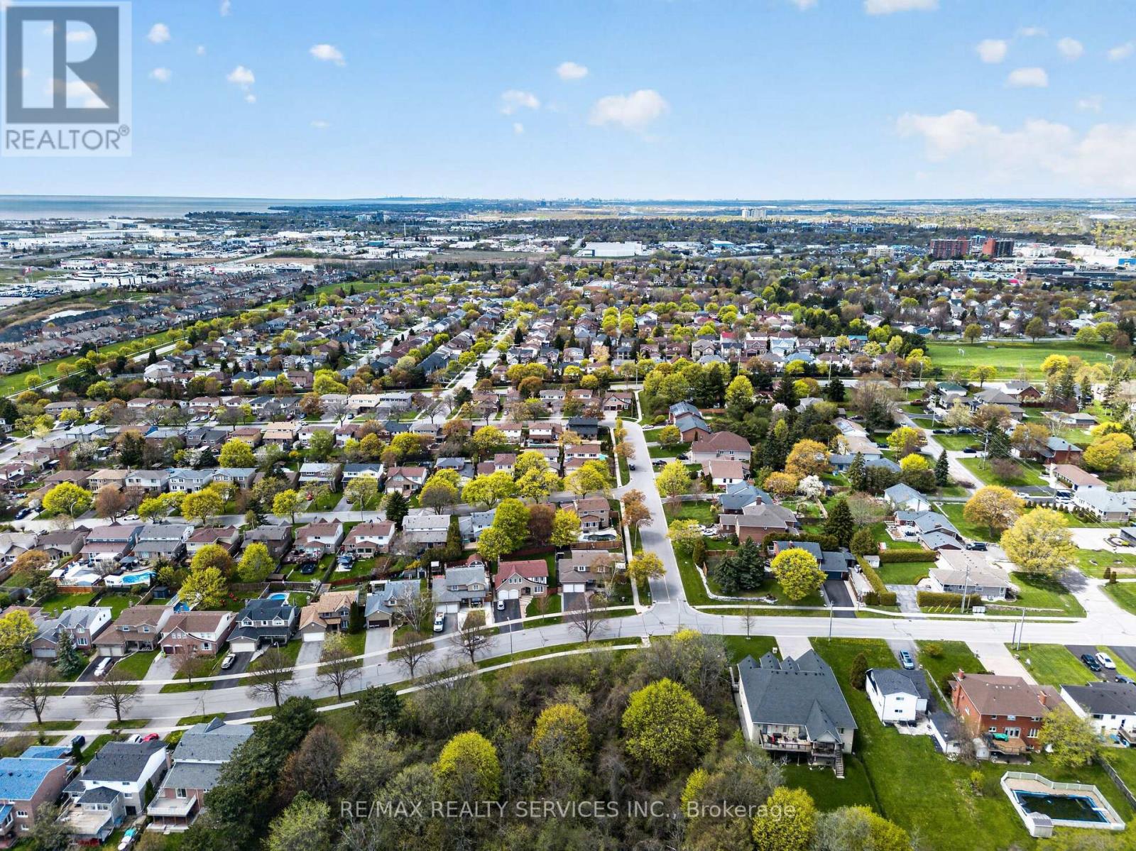2 DUNBAR DRIVE - 44