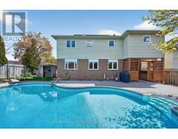 2 Dunbar Drive, Whitby, ON L1N6R7 Photo 19