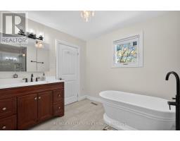 2 Dunbar Drive, Whitby, ON L1N6R7 Photo 26