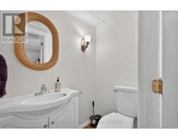 2 Dunbar Drive, Whitby, ON L1N6R7 Photo 41